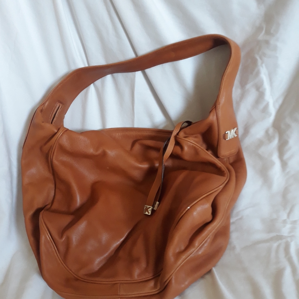 Michael Khors brown leather bag